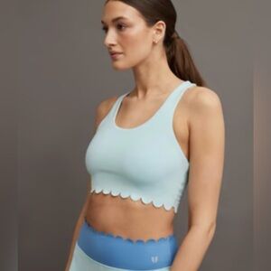 NWT EleVen Venus Williams Pretty Power Sports Bra Ice Blue Size S Racer Back